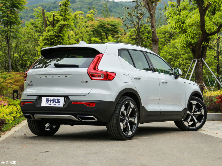 2020ֶXC40 T4  ź