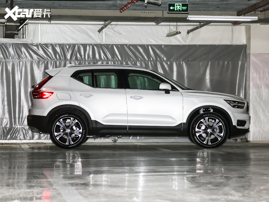 2021ֶXC40 T4 Զ