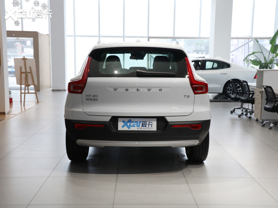 2021ֶXC40 T3 ʱа