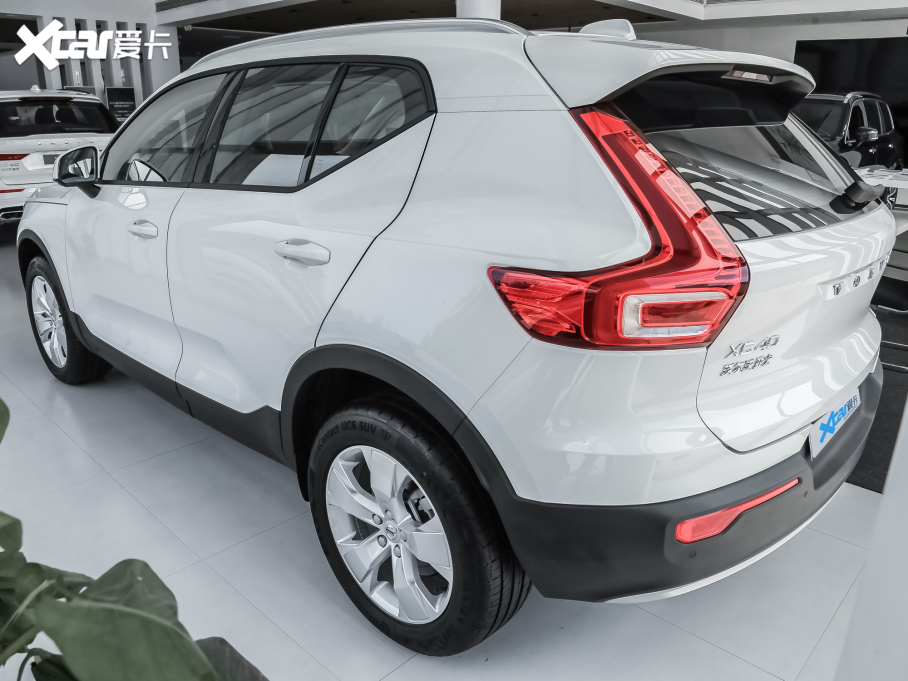 2022ֶXC40 T4 ʱа