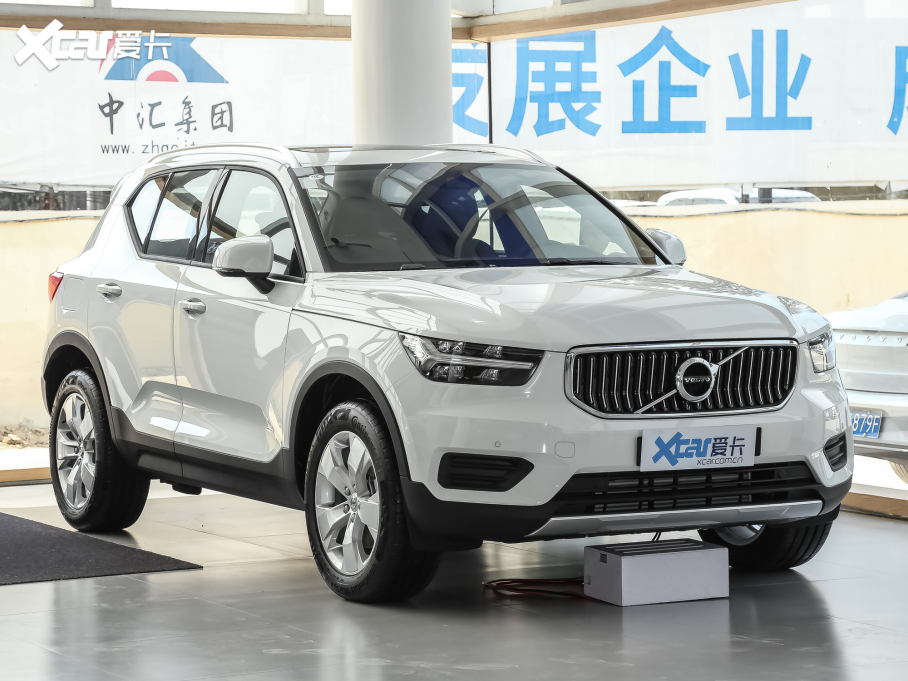 2022ֶXC40 T4 ʱа