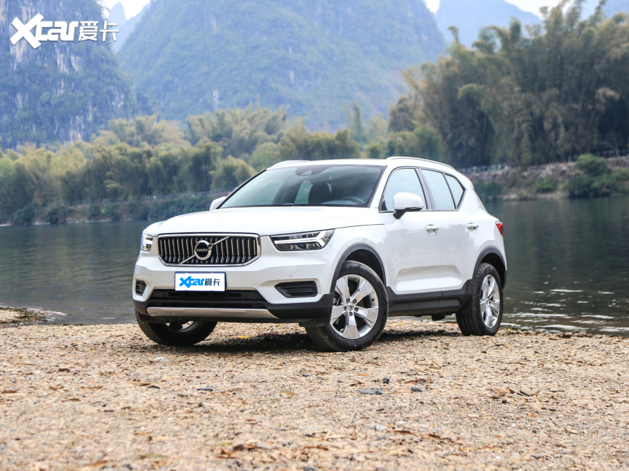 2022ֶXC40 T4 ʱа