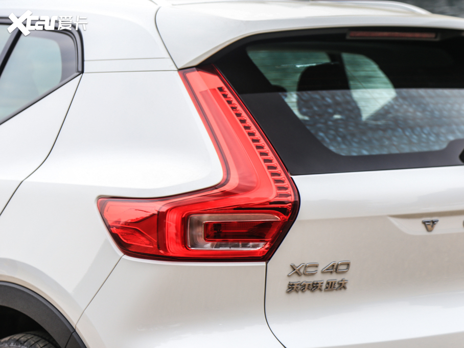 2022ֶXC40 T4 ʱа