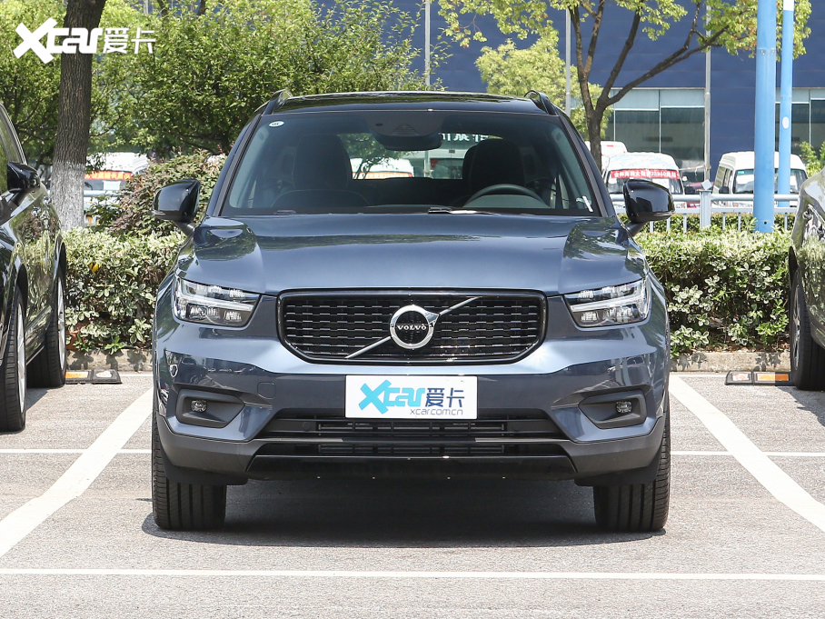 2022ֶXC40 T4 ˶