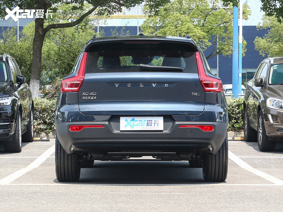 2022ֶXC40 T4 ˶