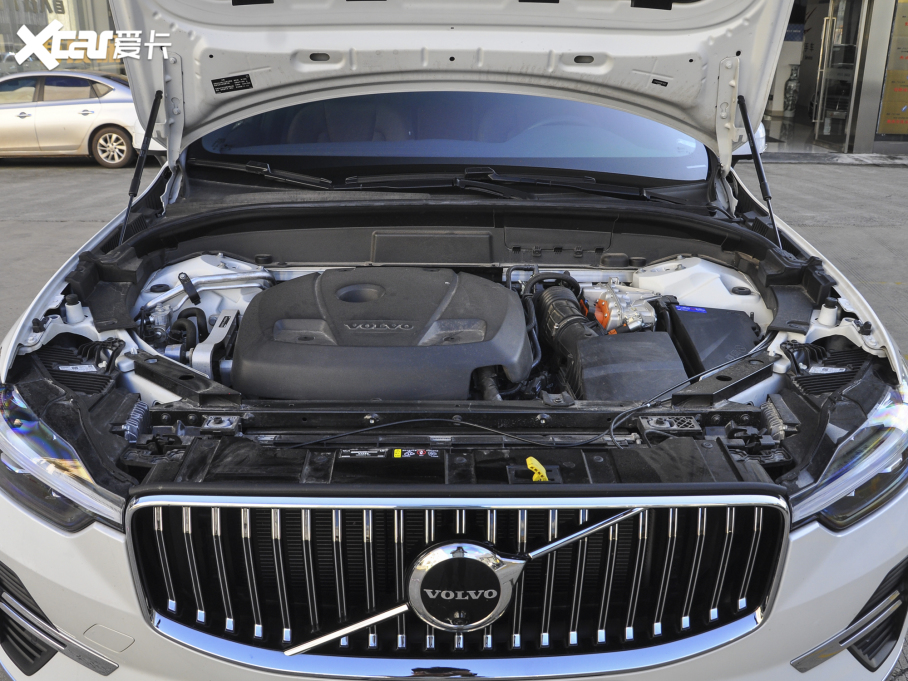 2023ֶXC60 RECHARGE T8 춯 Զ