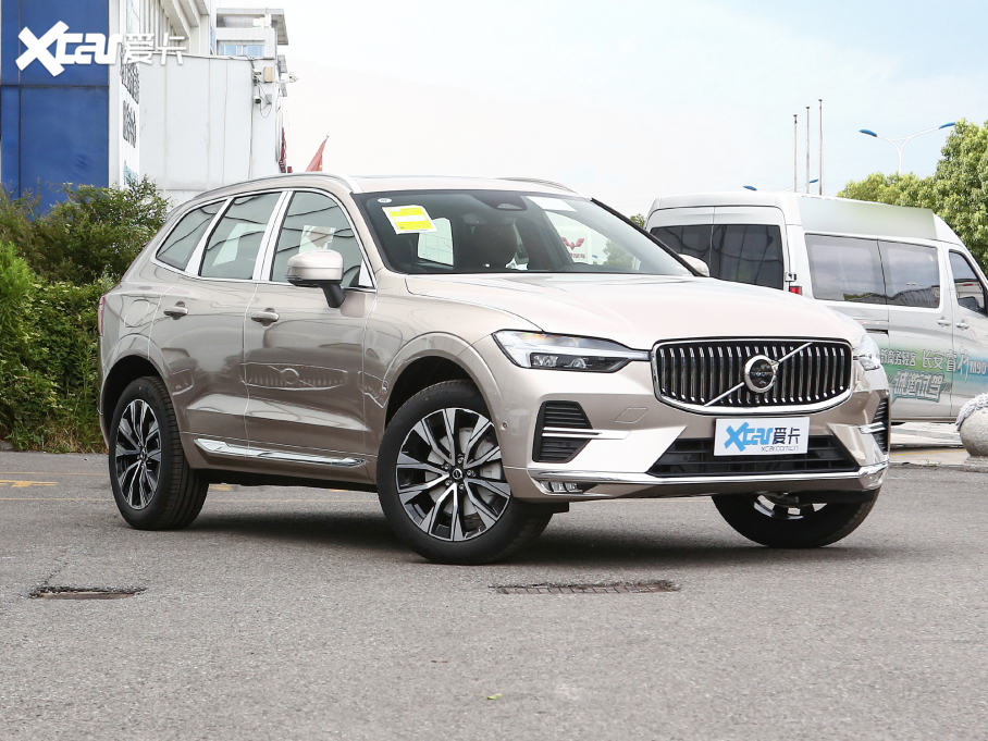 2023ֶXC60 B5 ź