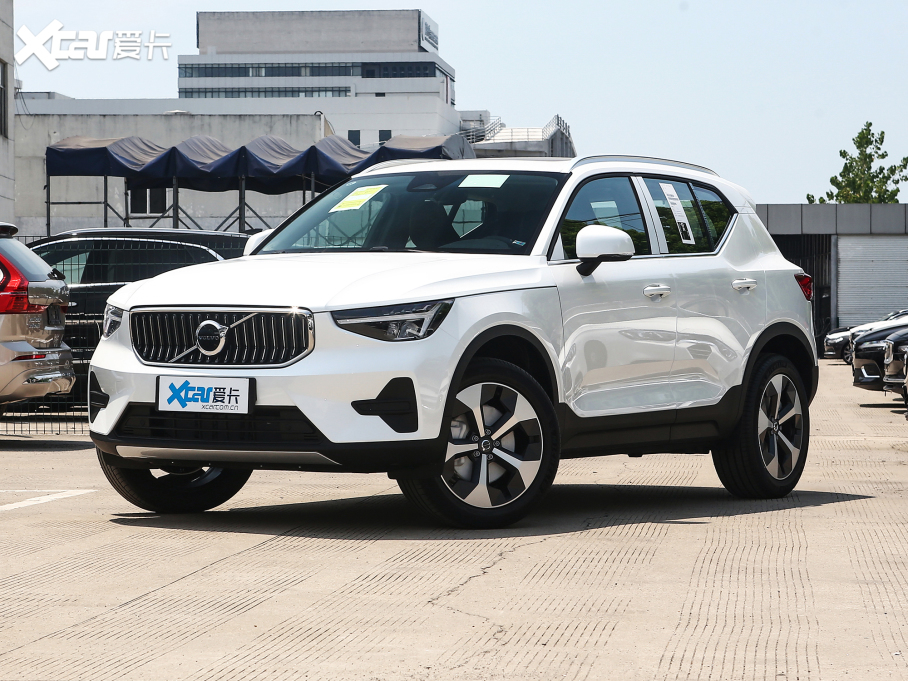 2023ֶXC40 B4 Զ