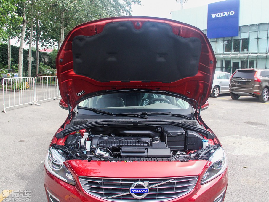 2015ֶS60 L 2.0T Զ