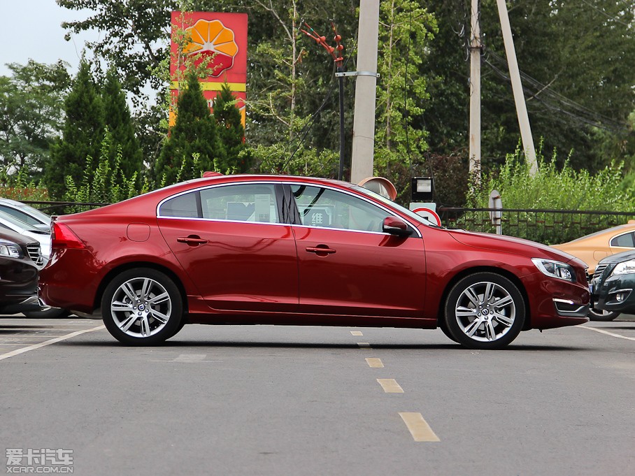 2015ֶS60 L 2.0T ǽ