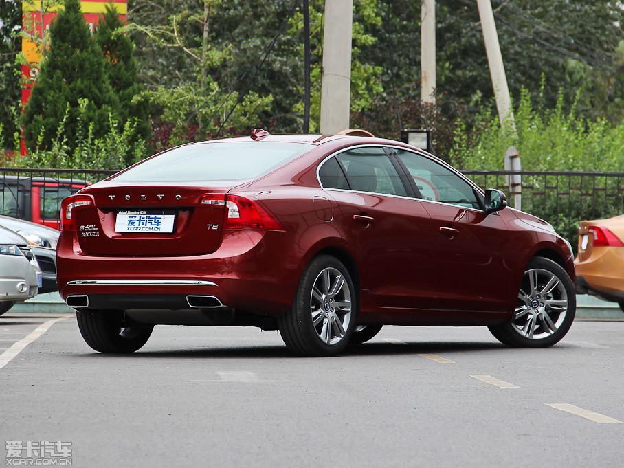 2015ֶS60 L 2.0T ǽ