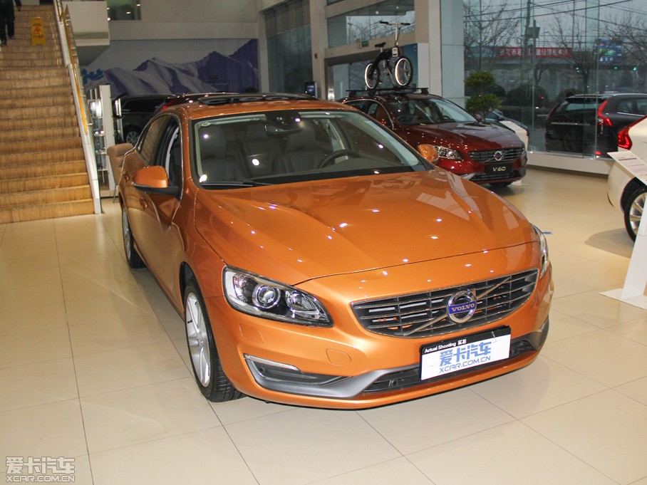 2015ֶS60 L 2.0T T5 Ԧ