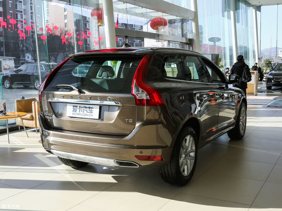 2017ֶXC60 2.0T T5 ǽ