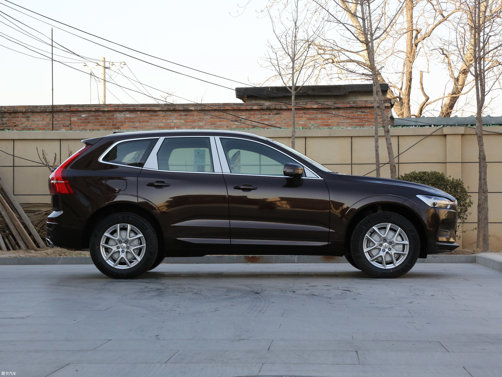 【2018款沃尔沃xc60t5 四驱智逸版_整体外观_7/105张图片】_汽车图片