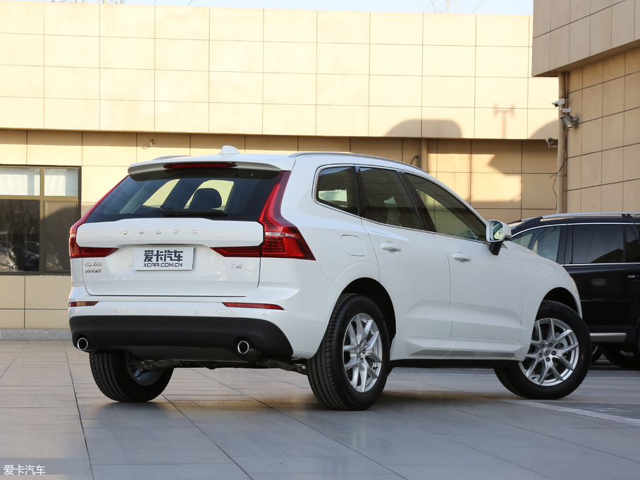 2018ֶXC60 T4 ݰ