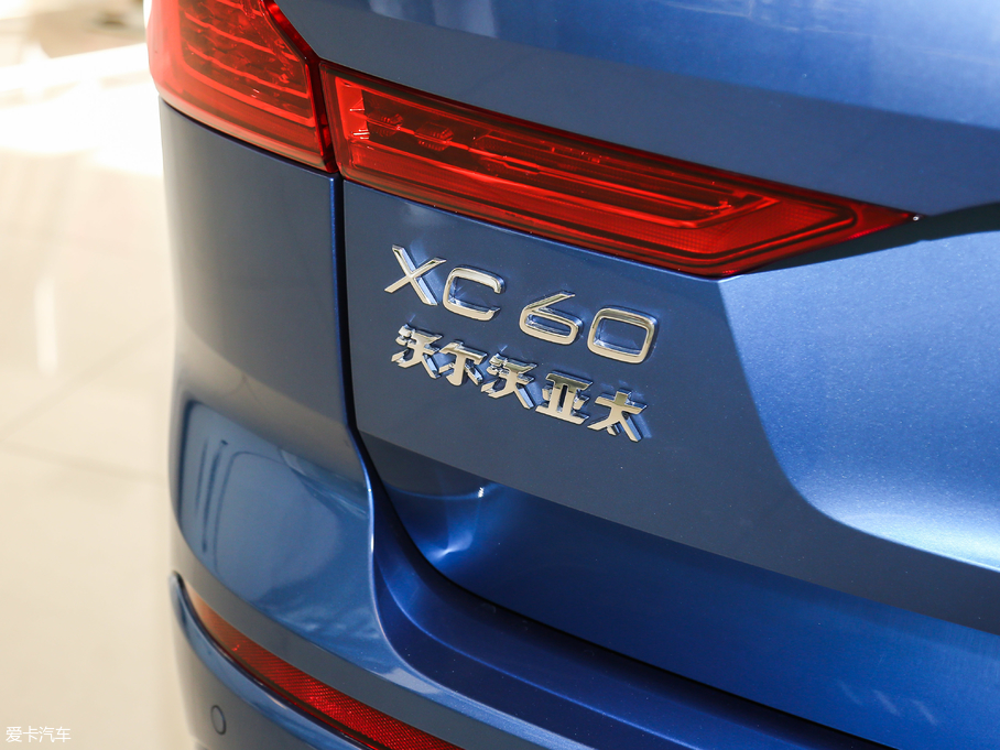 2018ֶXC60 RECHARGE T8 E춯˶