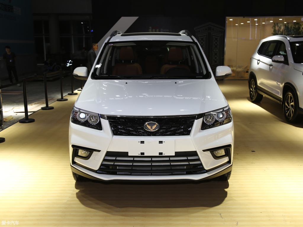 爱卡首页 汽车图片 北汽幻速 幻速h5 2017款基本型  2017款幻速h5