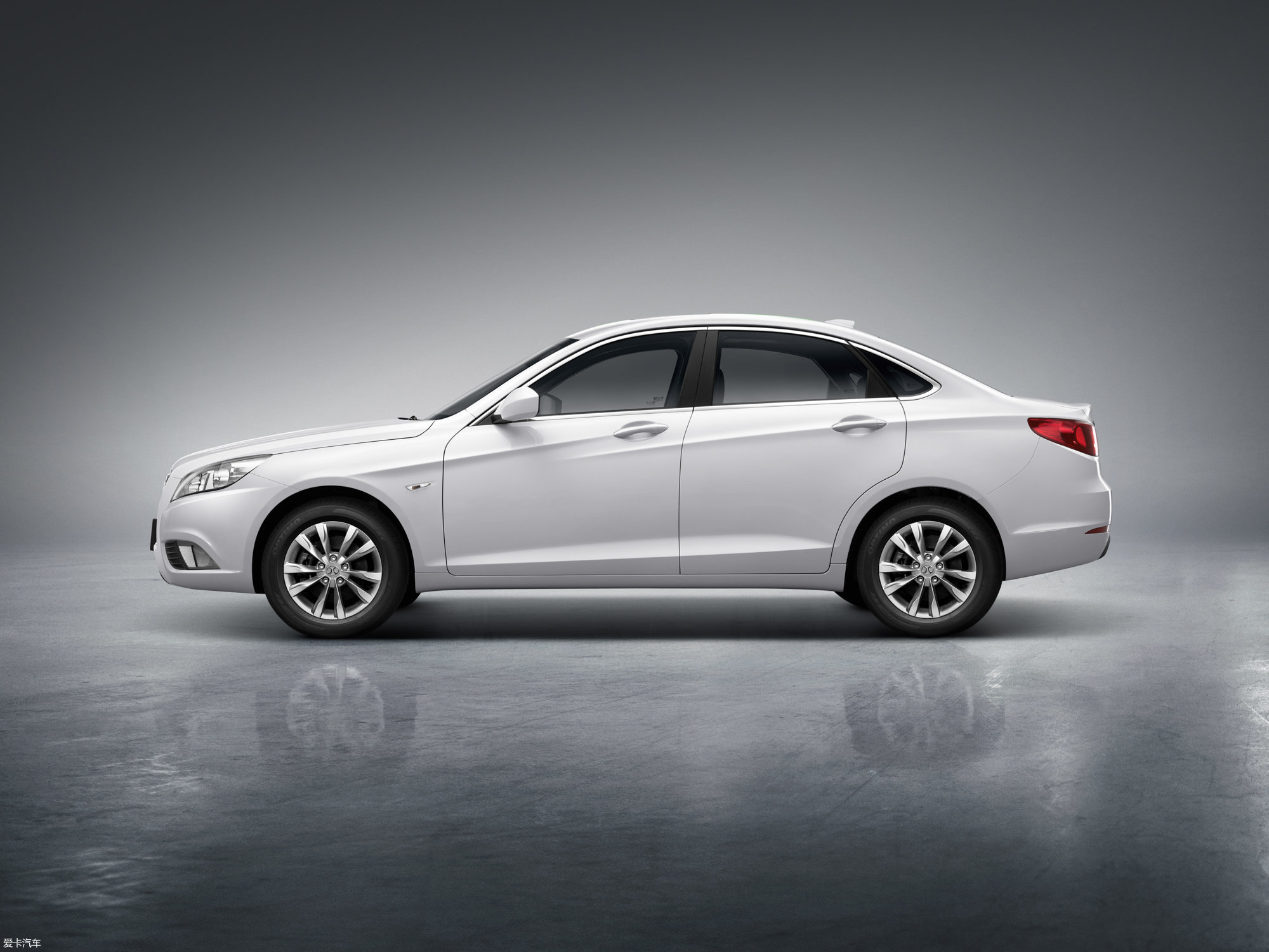 【2017款北汽eu400乐享版_整体外观_15/186张图片】_汽车图片大全