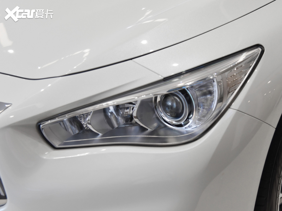 2021ӢQ50L 2.0T ʰ