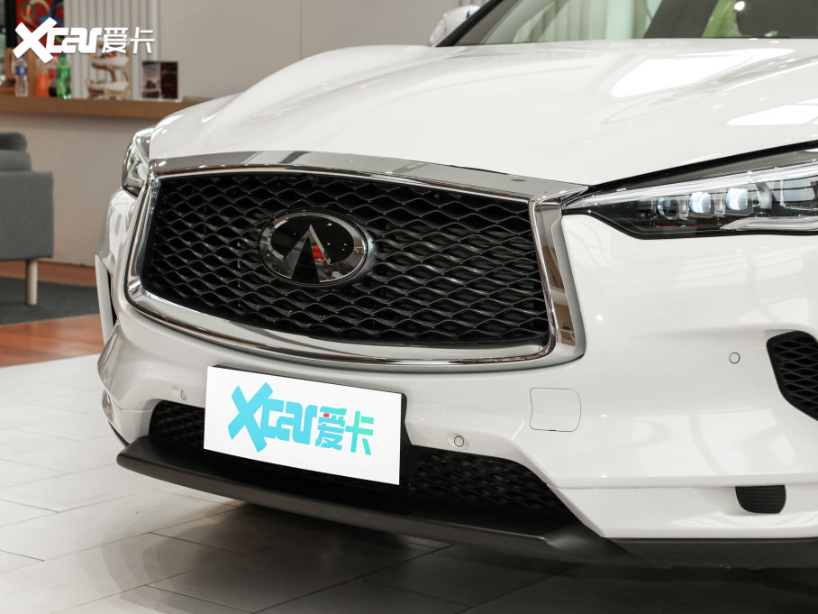 2022ӢQX50 2.0T 콢