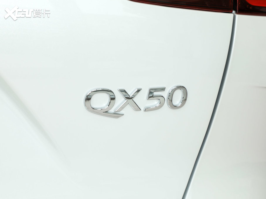 2022ӢQX50 2.0T 콢