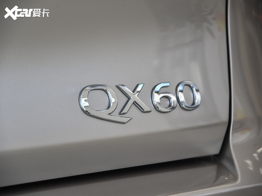 2022ӢQX60 2.0T 