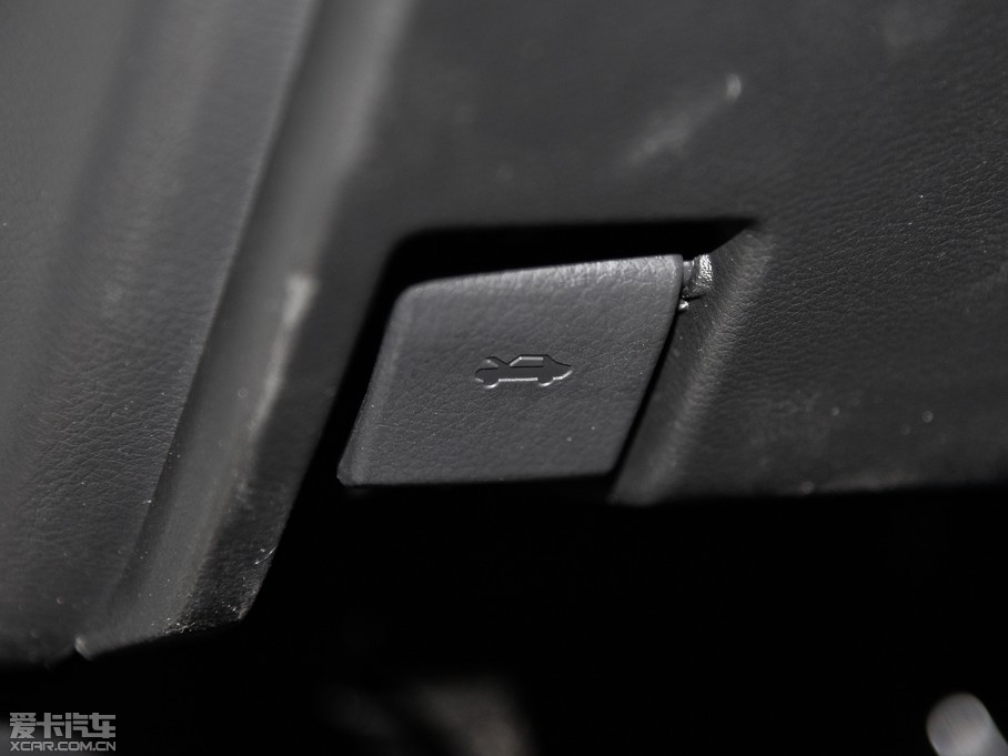 2015ӢQ50L 2.0T ˶
