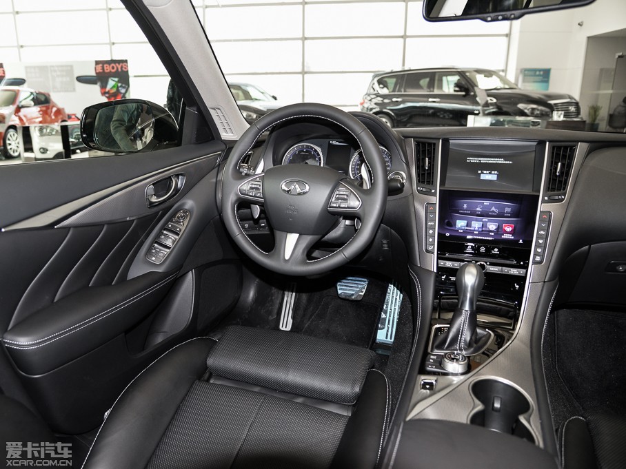 2015ӢQ50L 2.0T ˶