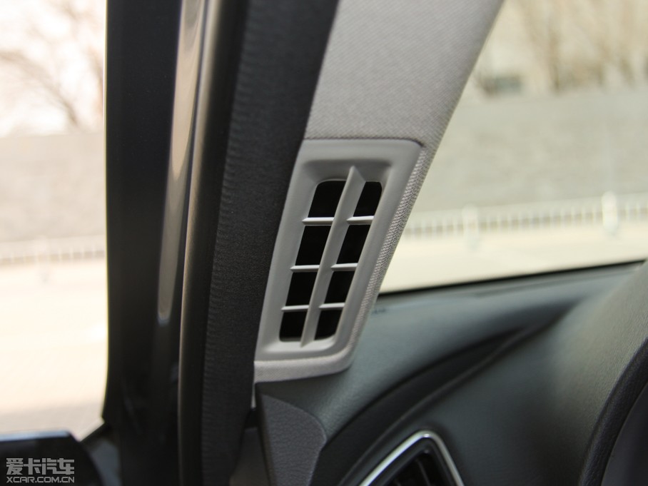 2015ӢQ50L 2.0T ˶