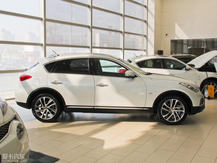 2015ӢQX50 2.5L 