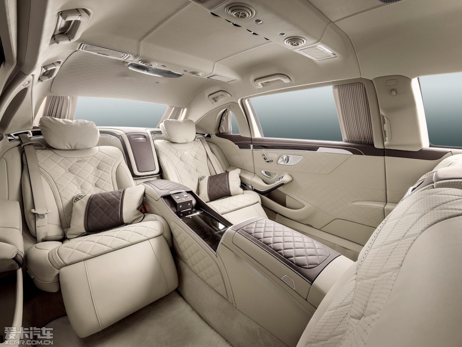 【2015款迈巴赫s级s 600 pullman_空间座椅_8/30张图片】_汽车图片