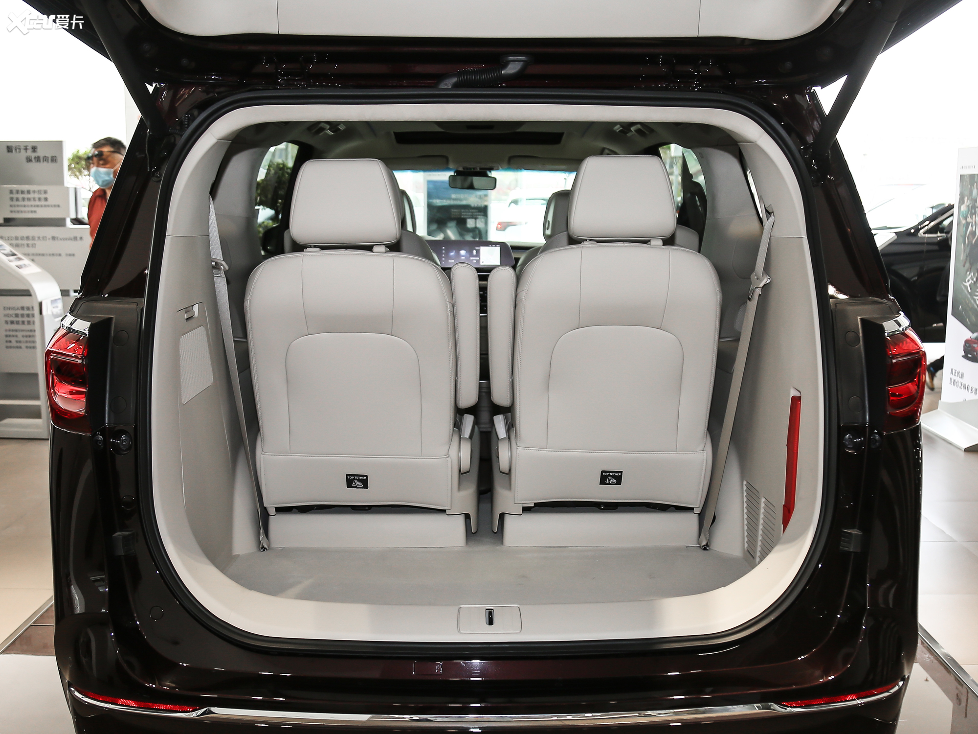 【2020款别克gl8 es陆尊avenir艾维亚 六座贤礼版_空间座椅_13/1390张