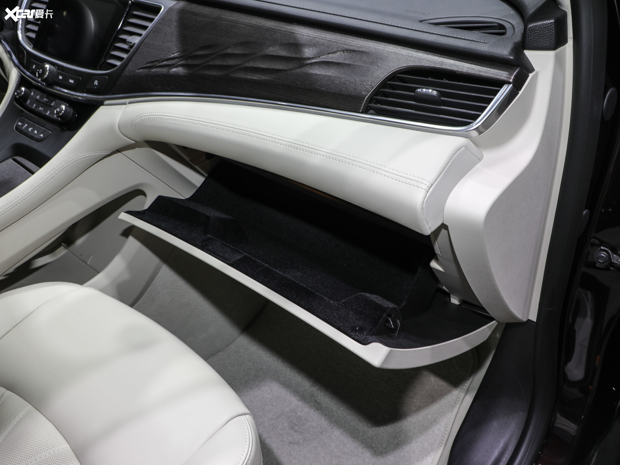 【2021款君越avenir艾维亚 旗舰型_空间座椅_35/634张图片】_汽车图片