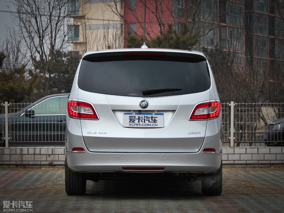 2011款别克gl8 es陆尊3.0l 旗舰型