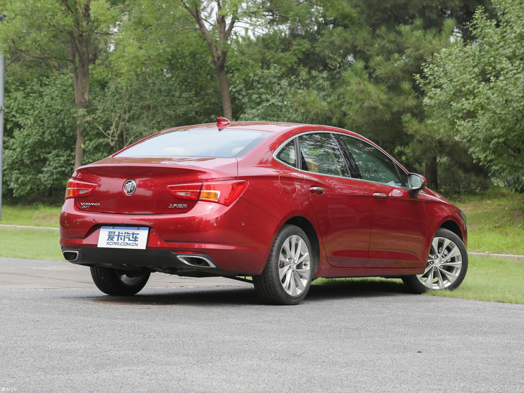 【2017款威朗三厢 20t 双离合旗舰型_整体外观_8/1194张图片】_汽车
