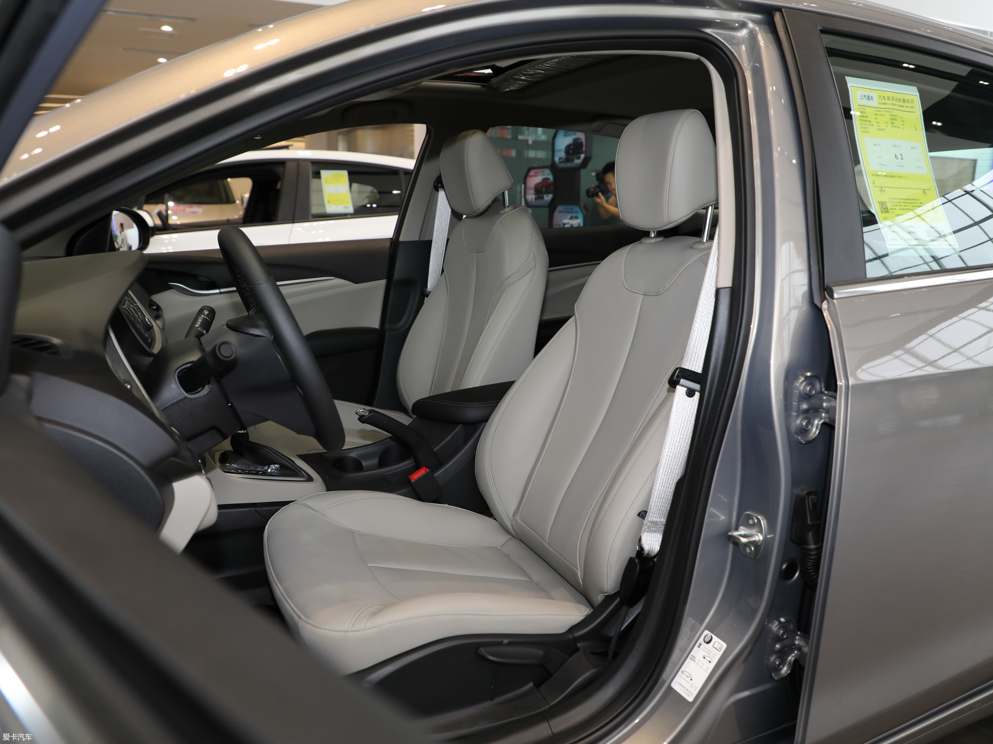 【2018款阅朗15t 双离合精英型_空间座椅_25/174张图片】_汽车图片