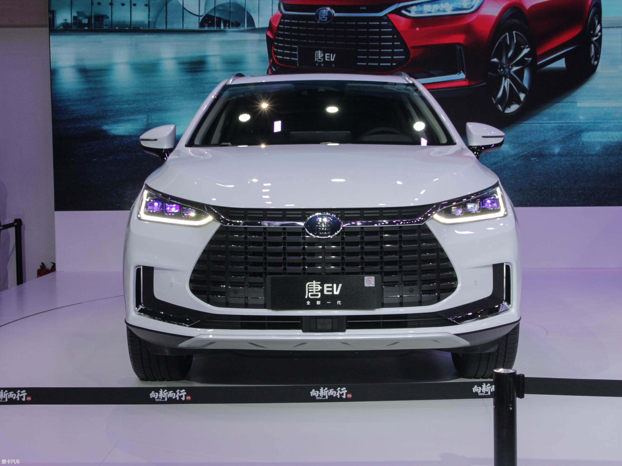 爱卡首页 汽车图片 比亚迪 唐ev 2019款ev600d 四驱智联创世型  2019