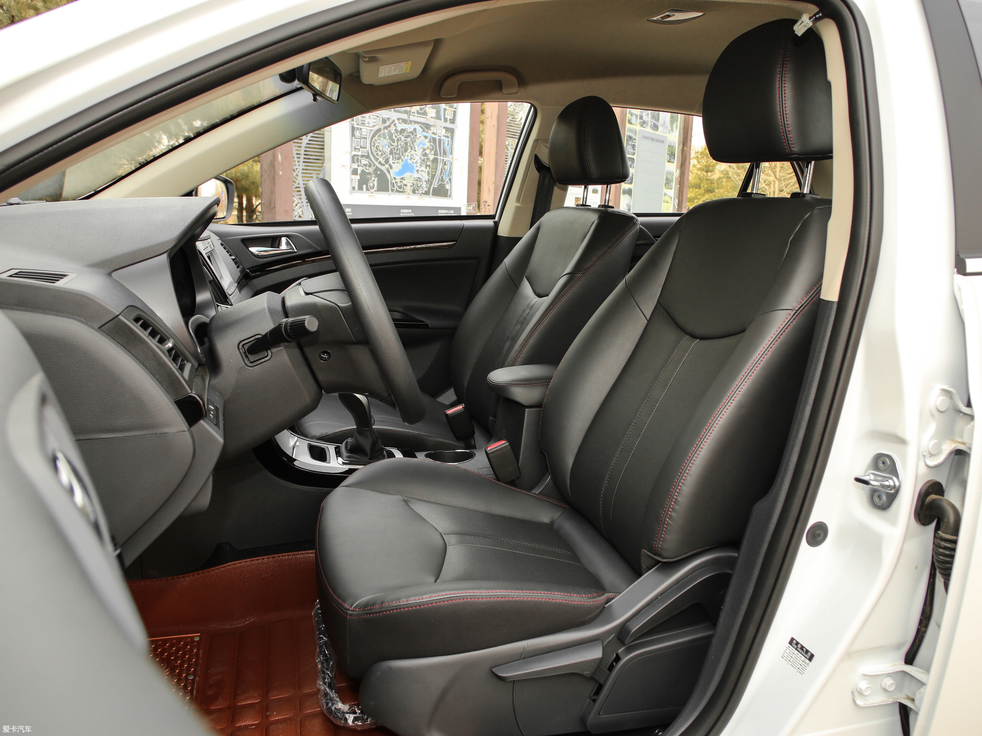 【2019款比亚迪e5 网约/出租型_空间座椅 _8/90张图片】_汽车图片大全