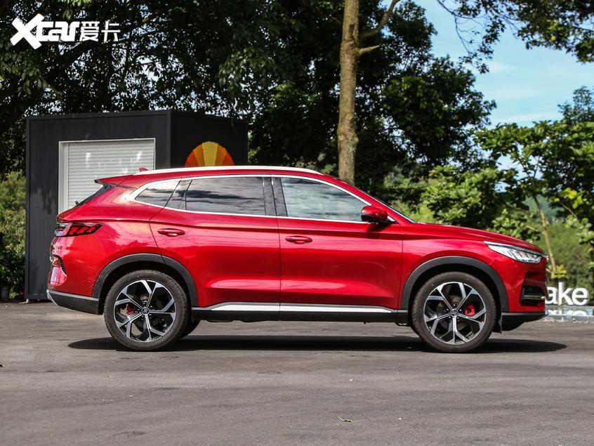 比亚迪汽车2020款宋PLUS