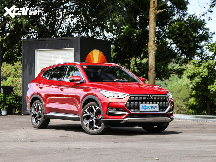 比亚迪汽车2020款宋PLUS