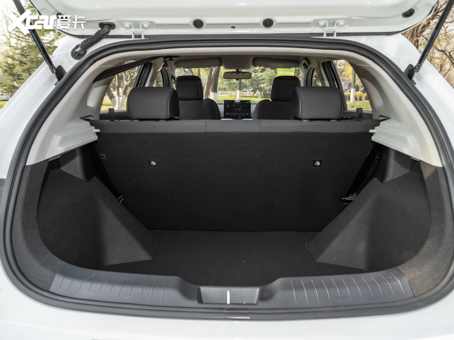 【2021款比亚迪e2 标准型_空间座椅 _3/114张图片】_汽车图片大全