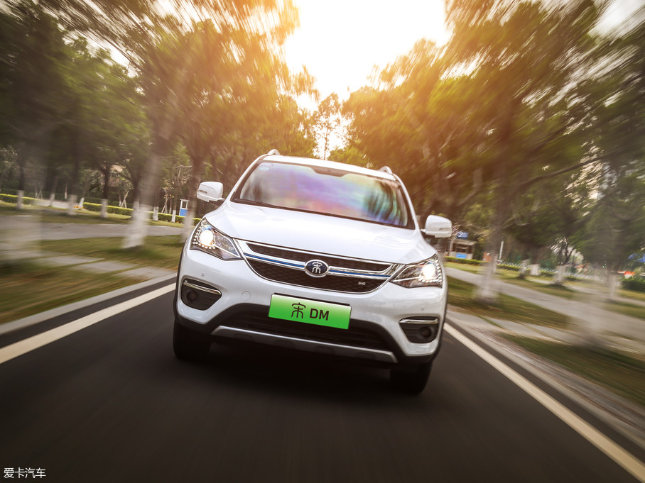 爱卡首页 汽车图片 比亚迪 宋dm 2018款1.