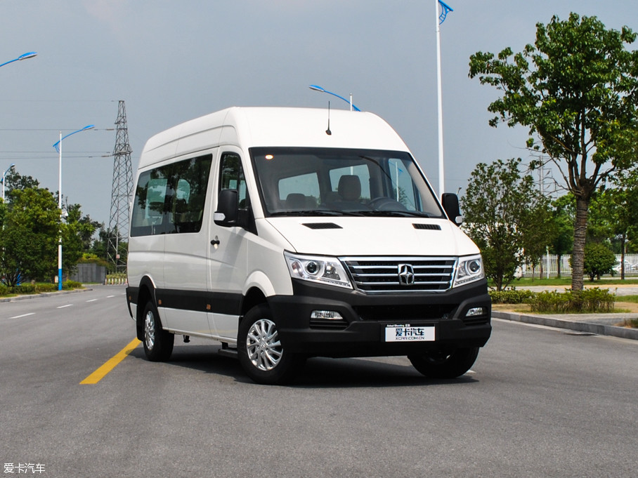 爱卡首页 汽车图片 潍柴 欧睿纯电动车 2015款标准版中轴高顶  2015款