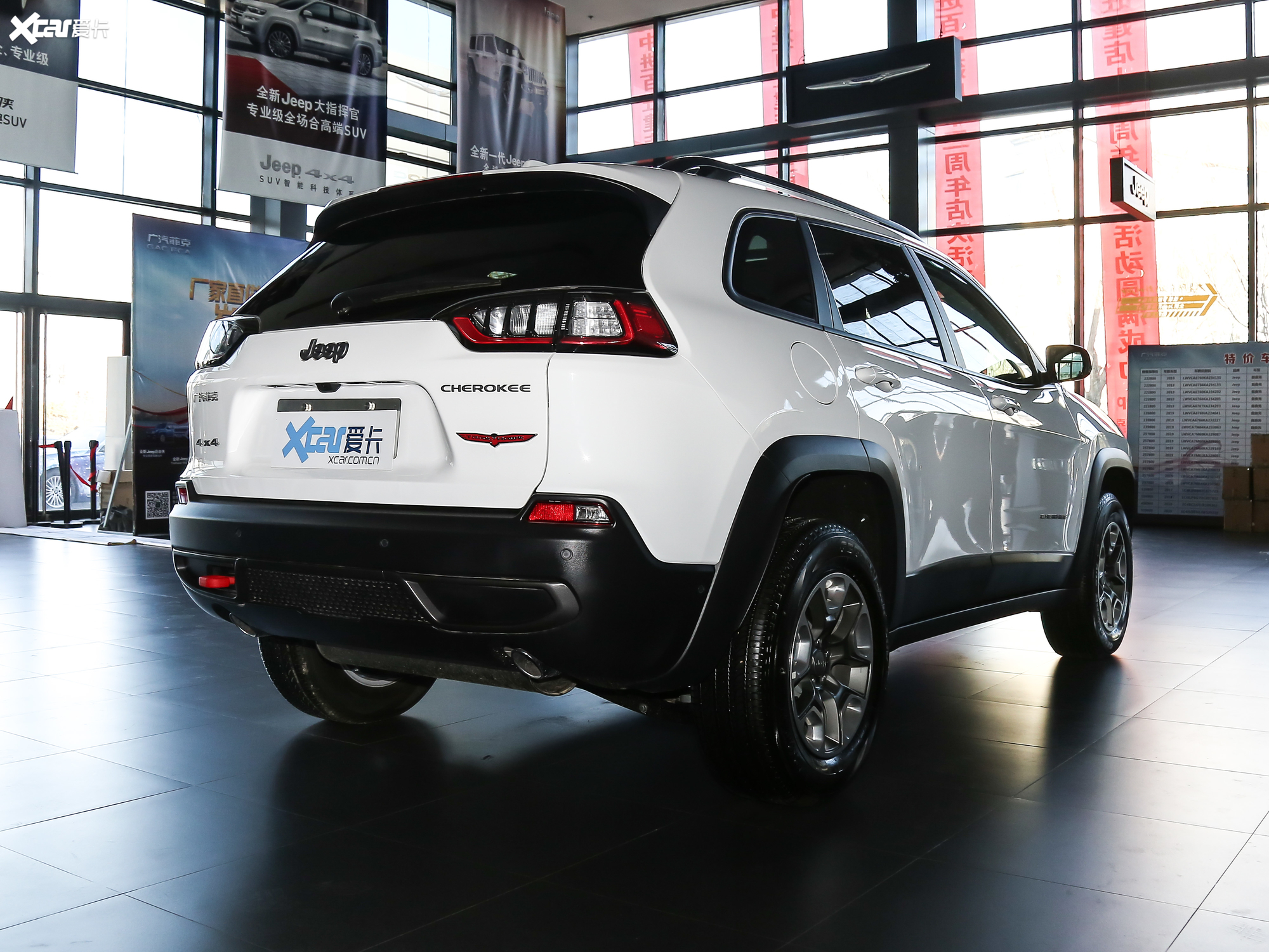 爱卡首页 汽车图片 jeep 自由光 2019款2.