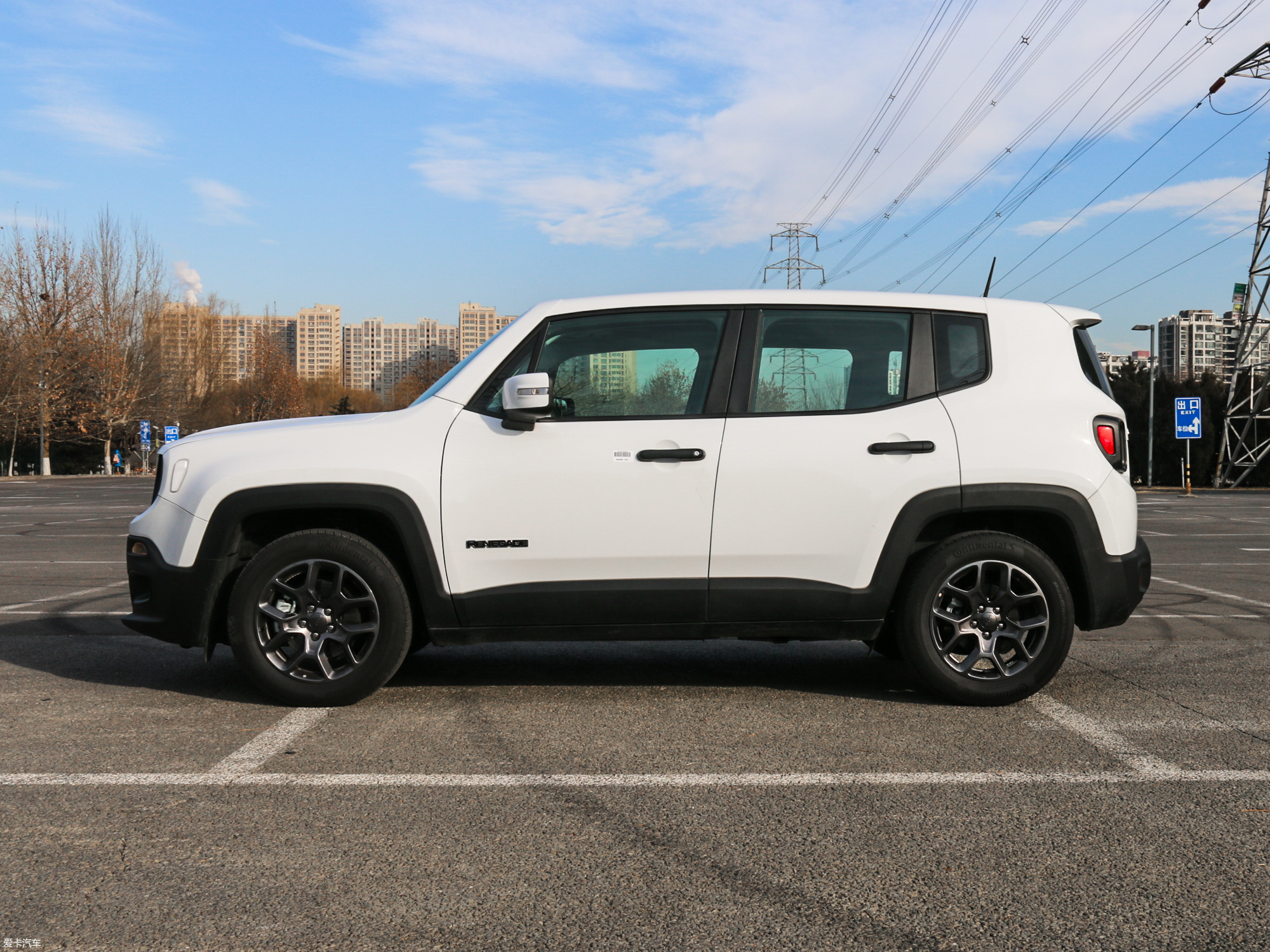 【2017款自由侠180t 手动动能版_整体外观_34/3275张图片】_汽车图片