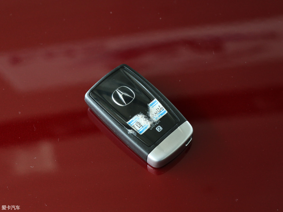 2018款讴歌tlx-l2.4l 自动尊享版