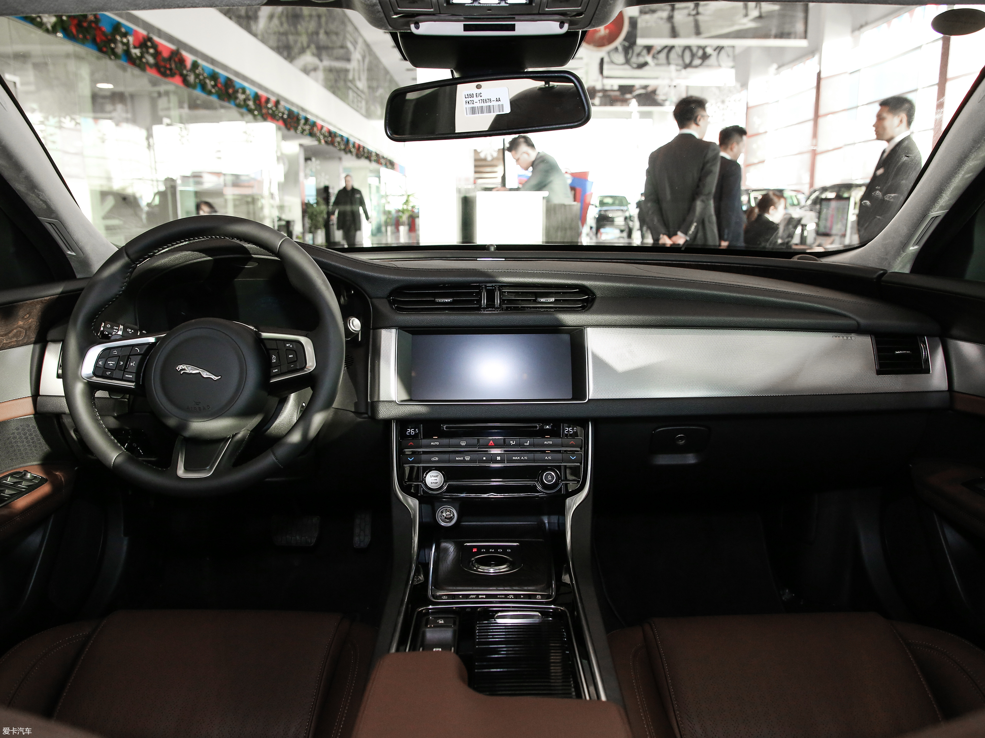 【2019款捷豹xfl250ps 四驱尊享版_中控区_1/665张图片】_汽车图片