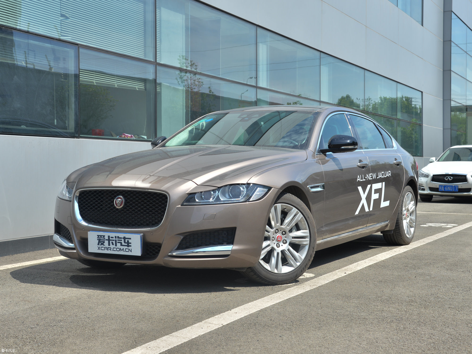 【2017款捷豹xfl2.