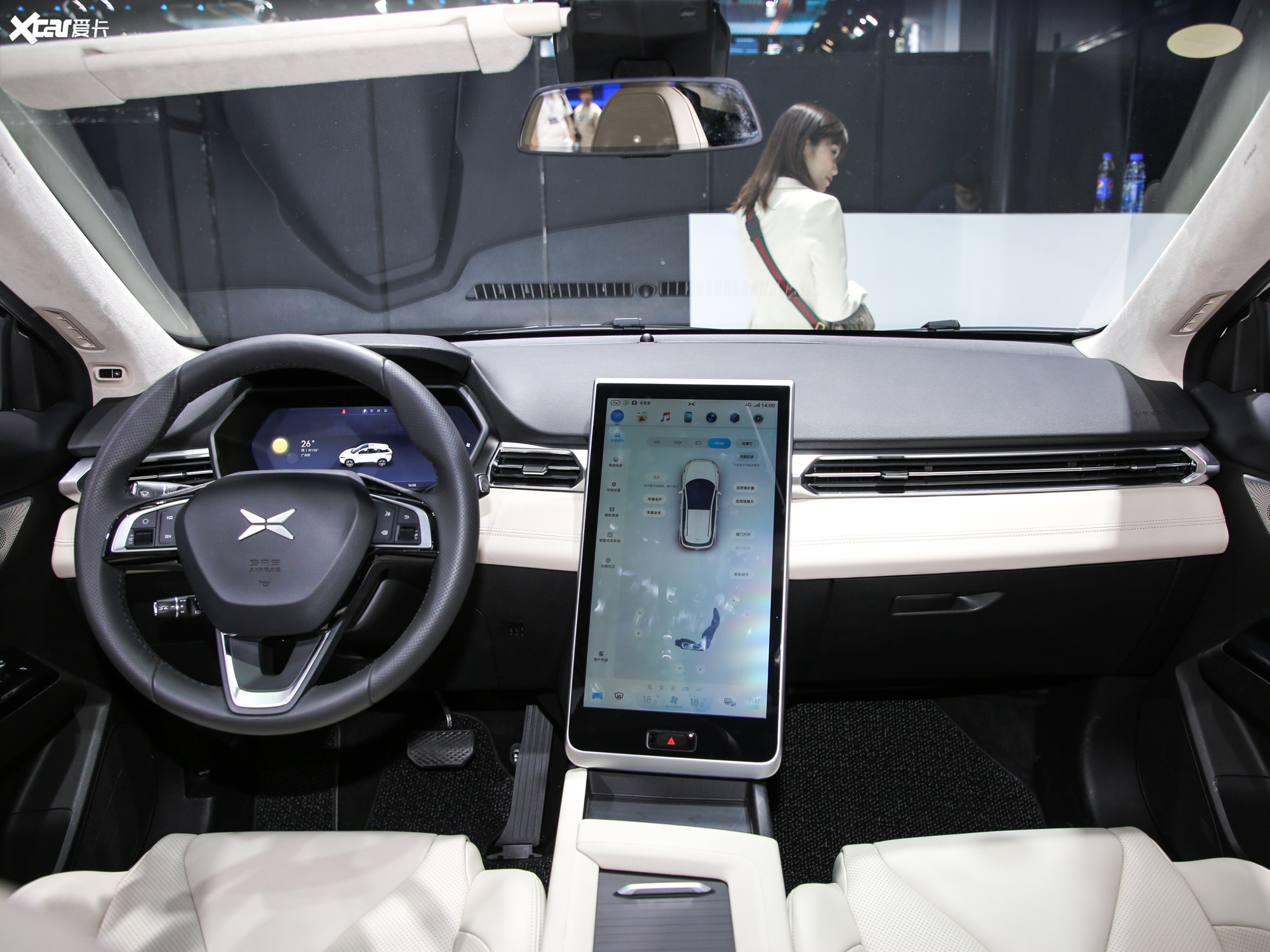 【2020款小鹏g3520 尊享版_中控区_1/867张图片】_汽车图片大全_爱卡