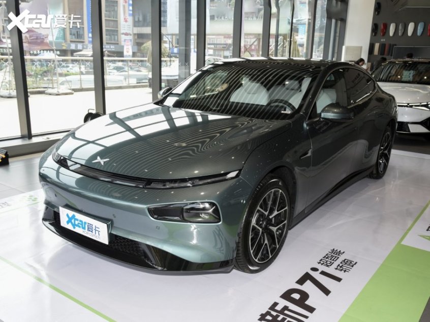 小鹏汽车2023款小鹏P7